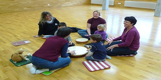 Sozial auffällige Kinder -Musiktherapie hilft